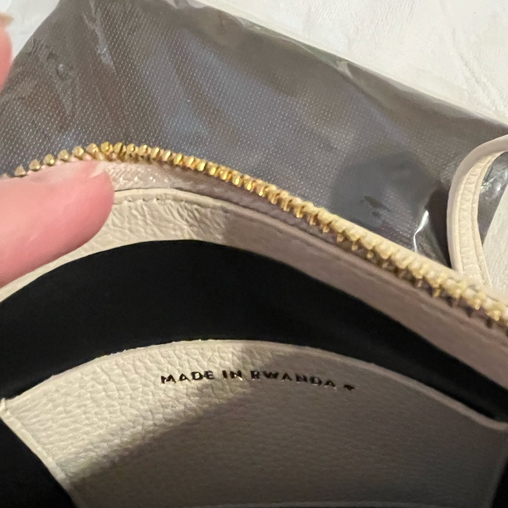 KATE SPADE ♠️ UNISEX ON PURPOSE STUDDED LEATHER CROSSBODY IN BEACHBONE NWT - Picture 5 of 10
